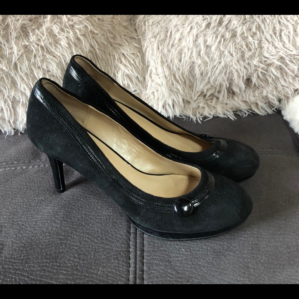🩷SOLD❤️NINE WEST Black Suede Heels Size 8.5 - Picture 4 of 10